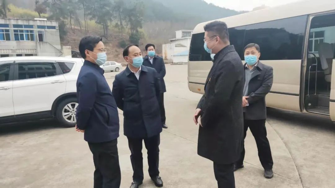 孝感市委组织部李端阳部长、县委书记余德芳、县委组织部长夏军来到华龙生物医药产业园